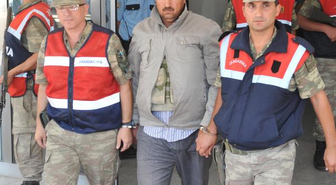 3 Kişinin Cinayet Zanlısı Kayısı Bahçesinde Yakalandı