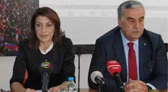 İzmir'de AK Parti'den Sağlık Kampüsü Tanıtımı