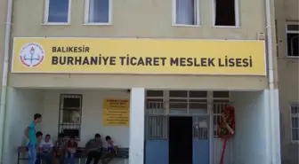 Burhaniye Ticaret Meslek'te Çiftli Eğitim