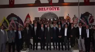 Taşova'da Yeni Belediye Binası Açıldı