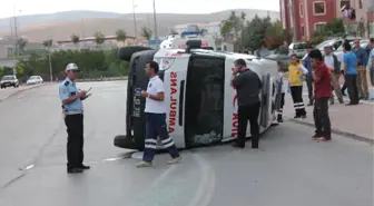 Konya'da Ambulans Kaza Yaptı: 5 Yaralı