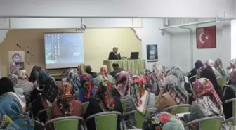 Kuran Kursu Öğreticilerine Seminer