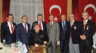 Vali Yılmaz'dan Gazi ve Şehit Yakınları Onuruna Yemek