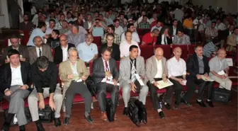 Diyarbakır'da 'Din, Dil ve Kimlik Sempozyumu' Düzenlendi