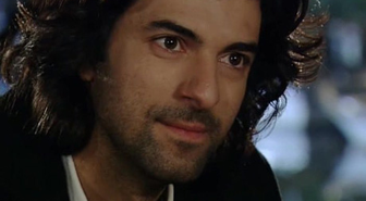 Engin Akyürek'i Hayranının Sorduğu Soru Kızdırdı