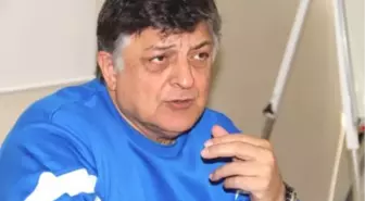 Yılmaz Vural, Azerbaycan Milli Takımı'nın Başına Geçeceği İddialarını Yalanladı