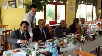 Başkan Topçuoğlu, Kadro Alan Personeliyle Yemekte Buluştu