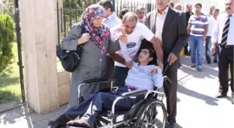 Şanlıurfa'da SSPE Hastası Çocuğun Babasının Feryadı