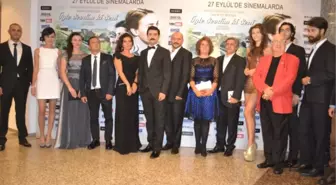 'Öyle Sevdim Ki Seni' Filmine İstanbul'da Muhteşem Gala