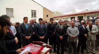 Deliilyas Beldesi Yeşilyurt Cami İbadete Açıldı