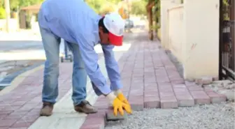 Şehit Üsteğmen Gökhan Korkut Caddesi'nde Kaldırım Çalışmaları Başladı