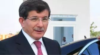 Davutoğlu, Hindistan Cumhurbaşkanı ile Görüştü