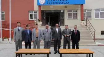 Sungurlu Belediyesinden Okullara Bank Yardımı