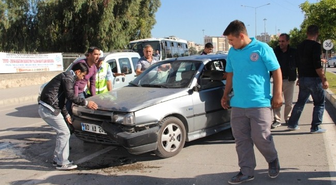 Freni Boşalan Dolmuş 5 Araca Çarparak Durabildi