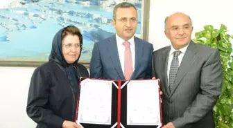 Hayırsever İş Adamı Eşi Adına Okul Yaptıracak