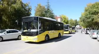 Küçük: 'Bizim Hizmet Anlayışımızda Sınır Yok'