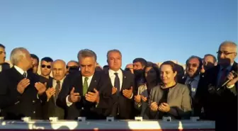 Bakan Yazıcı Balyoz'u Değerlendirdi: Türkiye'nin Demokrasi Yürüyüşü Açısından Önemli Kazanım (2)