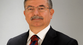 Bakan Yılmaz: Demokratik Atılımların Terörle Geldiğini Düşünenler, Kendilerini Aldatırlar