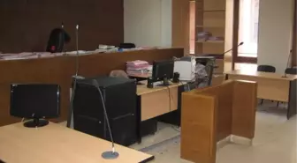 Jandarmanın Tüfeğini Alıp Hakime Doğrulttu