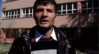 Lise Öğrencileri, Polisin Copla Müdahalesini Protesto Etti