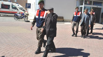 Zaman Aşımına 1 Gün Kala Yakalanan 3 Cinayet Şüphelisi Tutuklandı