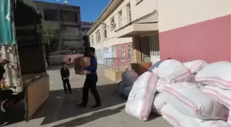 Çocuklardan Suriyeli Akranlarına Oyuncak Yardımı