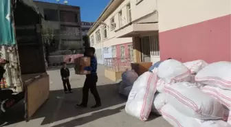 İlkokul Öğrencilerinden Suriyeli Çocuklara Bayram Hediyesi