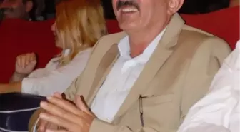 Kürtçe Bayram Mesajıyla Gündeme Gelen Başkan Personeliyle Bayramlaştı