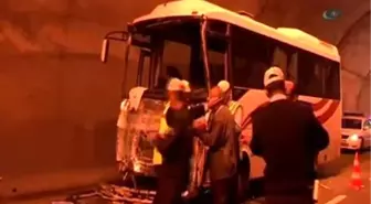 Rize'de Trafik Kazası: 1 Ölü, 40 Yaralı