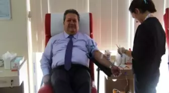 Kan Bağışı Rekoru Burdur Vali Yardımcısı Sandıkçı'nın Oldu