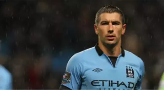 Galatasaray, Aleksandar Kolarov'u İstiyor