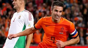 Overmars: Van Persie Beni Şaşırttı