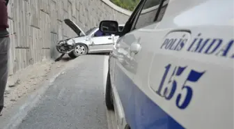 Polis ve Ailesi Kaza Yaptı: 5 Yaralı