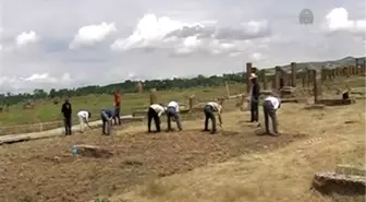 Selçuklu Mezarlığında yeni mezar alanı tespit edildi