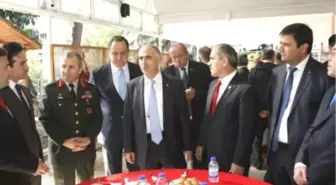 Giresun'da, Bayramlaşma Töreni Yapıldı