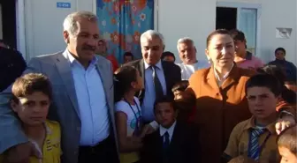 AK Parti Heyetinden Suriyeli Mültecilere Bayram Ziyareti