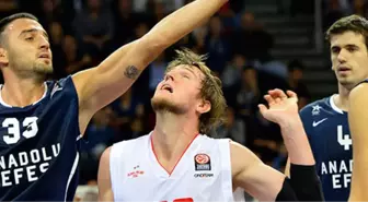 Anadolu Efes Farklı Başladı