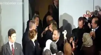 Obama'ya Sarılan Türk Kızı Norveç'e Müsteşar Oldu