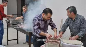 Misafirhanede Mangal Keyfi