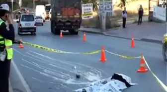 Gebze'de Kazaya Tepki İçin Caddeyi Trafiğe Kapattılar