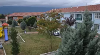 Simav Eynal Kaplıcaları Bayramda Turist Akınına Uğradı