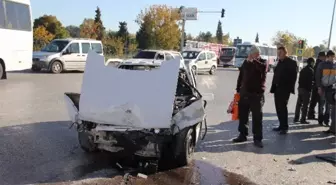 Samsun'da Trafik Kazası: 3 Yaralı