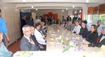 İzmit Belediyesi'nden Liseye Öğretmenler Odası