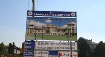 Vali Büyük Adapazarı İmam Hatip Ortaokulu İnşaatında İncelemelerde Bulundu