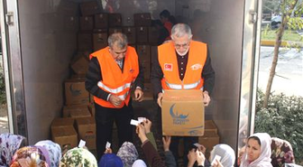 Kimse Yok mu Derneği'nden Bin Aileye Yardım