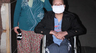 9 Aydır Lösemi Tedavisi Gören İbrahim İlik Bekliyor