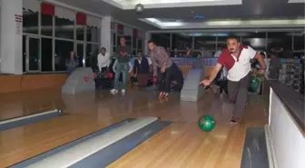 Tatvan'da Bowling Turnuvası Düzenlendi