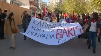 Tencere Tavalı Savaş Protestosu