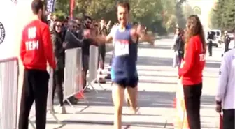 Yarı maraton ve 10 kilometrelik koşu