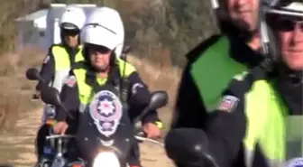 Motosikletli trafik polislerine hava yastıklı kıyafet